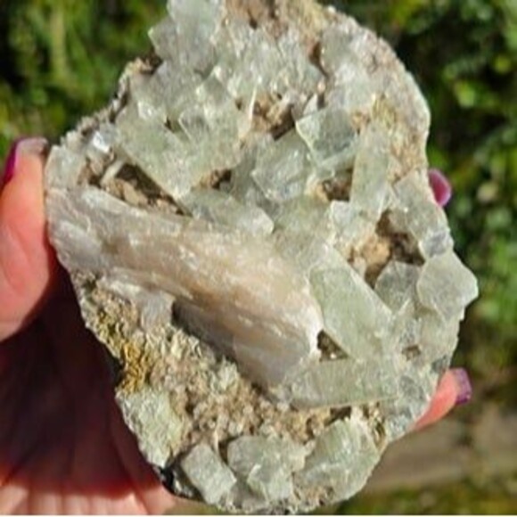 Pale Green Apophyllite with Peach Stilbite Zeolite Cluster - Picture 2 of 10